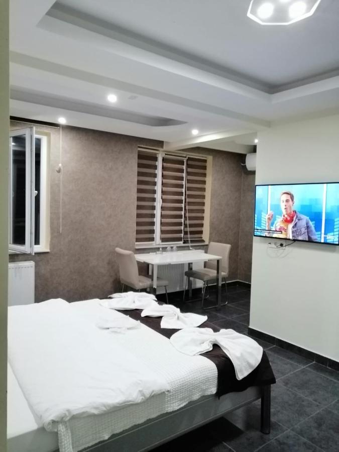 Kilic Motel Istanbul Exterior photo